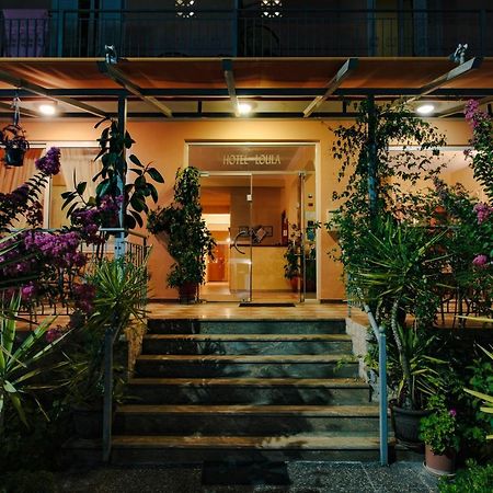 Hotel Loula Rooms And Apartments Kamena Vourla Ngoại thất bức ảnh